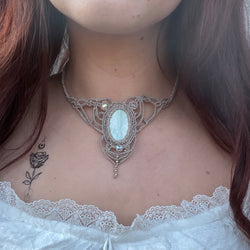 Náhrdelník “Sylvar” s chalcedonem