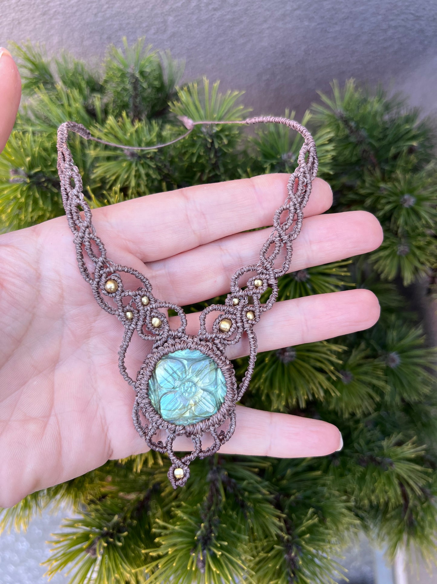 Náhrdelník “Neome” s labradoritem