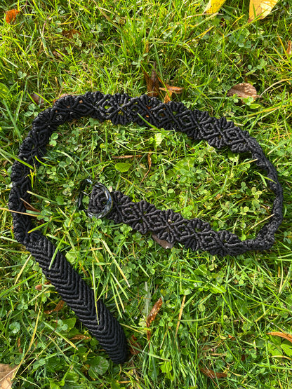 Pásek černé listy