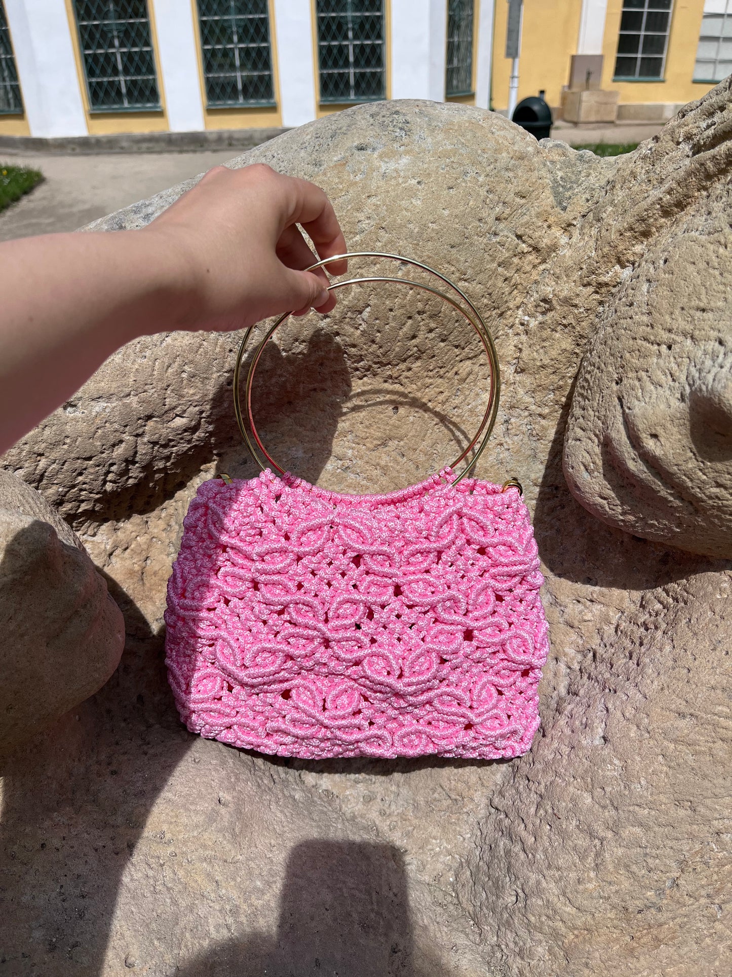 Makramee-Tasche Pink Blossom mit Metallgriff
